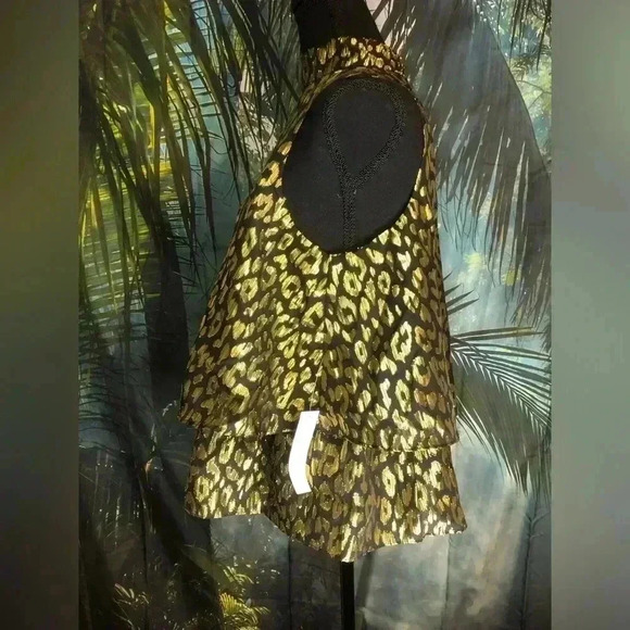 Gold and Black Top with ruffle top size 6 - Picture 7 of 16